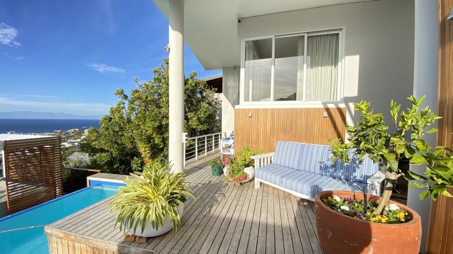 3 Bedroom Property for Sale in Simons Kloof Western Cape